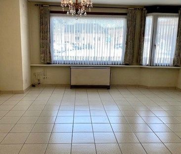 GELIJKVLOERS APPARTEMENT MET 1 SLAAPKAMER IN LANGEMARK - Foto 4