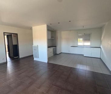 Location Appartement 4 pièces 85m² BRUGES 33520 - Photo 1