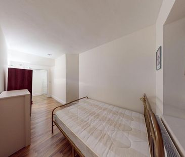 Studio to rent - Photo 6