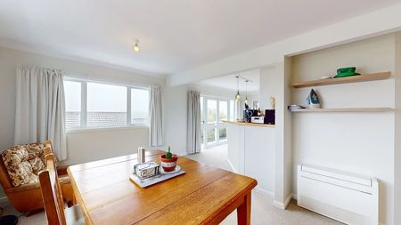 12 Tolhurst Street, Johnsonville - Photo 3