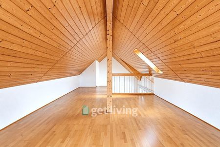 Moderne 4.5-Zimmer Dach-Maisonette-Wohnung in idyllischer Lage - Photo 5