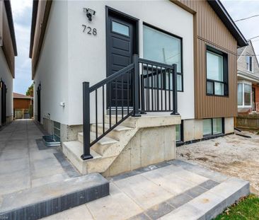 728 ELEVENTH Avenue Unit# A, Hamilton, Ontario, L8T2K8 - Photo 5