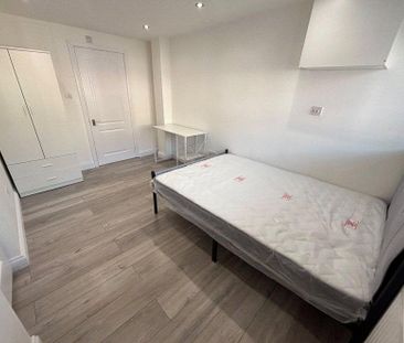 1 bedroom in a house share to rent - Photo 6