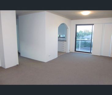 8/82 Oliver Street, Freshwater, NSW 2096 - Photo 5