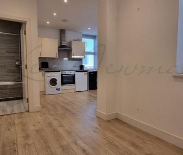 Studio to rent - Photo 6