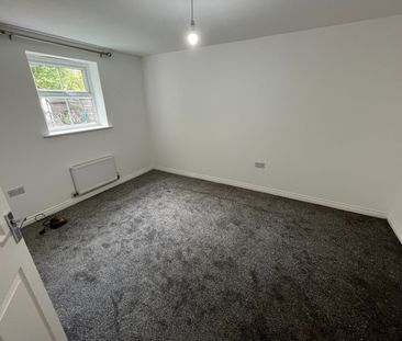 2 Bed Maisonette, Appleton Street, M8 - Photo 4