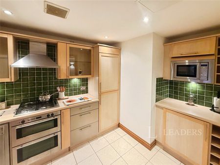 1 bedroom property to rent Charter House, 85 Canute Road, Southampton, SO14 - Photo 4