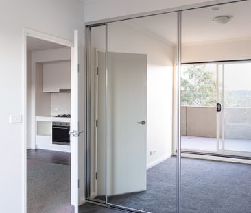 202/2 Howard Street, Warners Bay NSW 2282 - Apartment For Rent | Do... - Photo 5