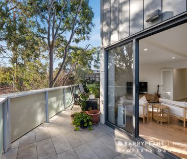 Spacious & Stylish 3-Bedroom Apartment with Leafy Outlook - Photo 5