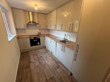 2 bedroom apartment to rent - Photo 5