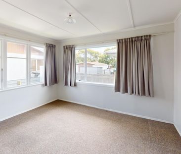 Awapuni - 3 Bedrooms - Photo 4