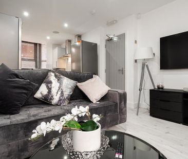 1 bedroom in a house share to rent - Photo 4