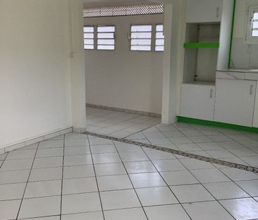 Location Appartement 65m² 3 pièces Fort de france - Photo 5