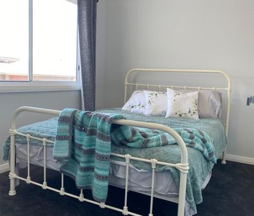 Catherine Field - Photo 6