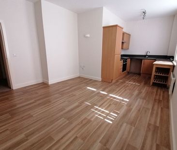 Haycock House, The Chestnuts, Cross Houses, Shrewsbury, SY5 6JG - Photo 1