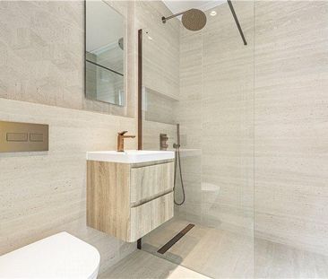 4 bedroom semi-detached house to rent - Photo 3