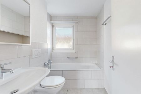 FRISCH RENOVIERT AN GUTER LAGE - Foto 3