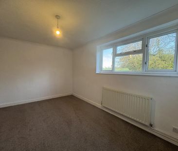 2 bedroom maisonette to rent - Photo 6