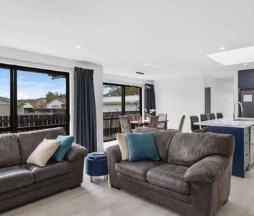 Newly Built 4 Bedroom Rental Ohakune - Photo 2