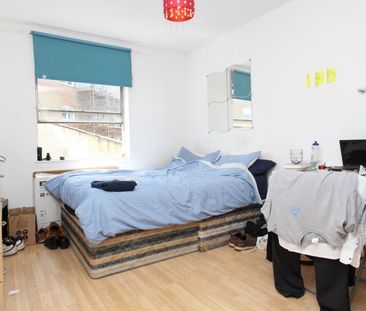Room in a Shared House, Mccoid Way Borough Road, SE1 - Photo 3
