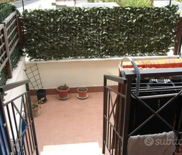 Fiano romano bilocale con box auto - Photo 5