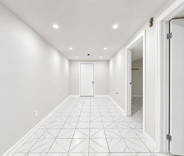 For Lease - 106 Stilecroft Drive Unit# 7, Toronto, Ontario - Photo 1