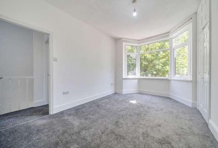 Caithness Road, Mitcham, Surrey, CR4 - Photo 3