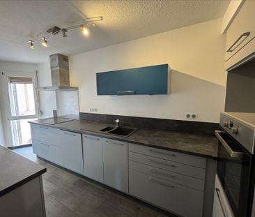 Location Appartement 3 pièces 68m² - Photo 4