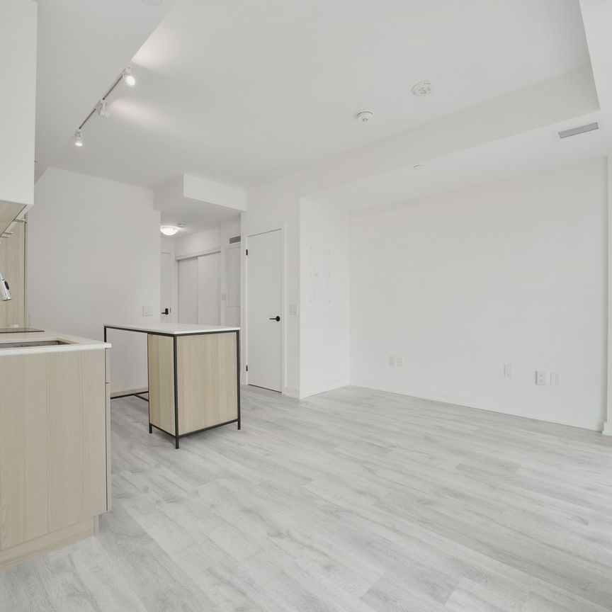 For Lease - 215 Lakeshore Road Unit# 429, Mississauga, Ontario - Photo 1