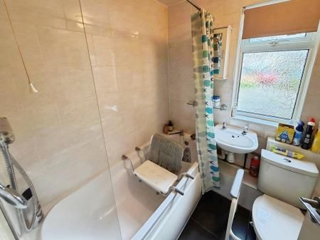Ledham, Orton Brimbles, Peterborough, PE2 - Photo 2