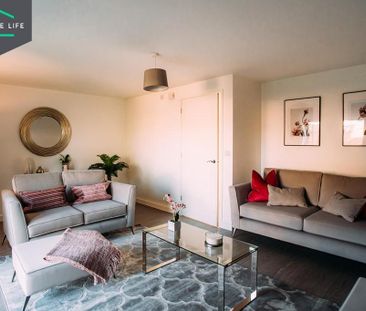 4 bedroom semi-detached house to rent - Photo 2