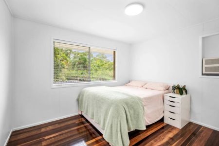 Recently Renovated in a Peaceful Pocket - Photo 5