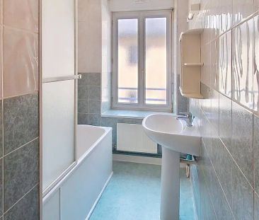 Location appartement 3 pièces - 69m² à Fougeres (35300) - Photo 6