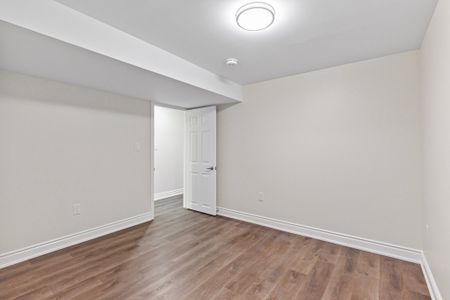 For Lease - 23 Kirkpatrick Street Unit# Basement, Brampton, Ontario - Photo 2