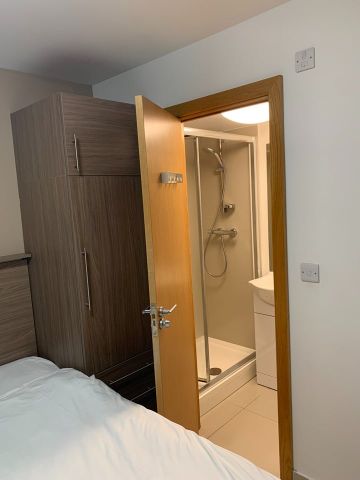 Room in a Shared Flat, Blackshaw Road, SW17 - Photo 2