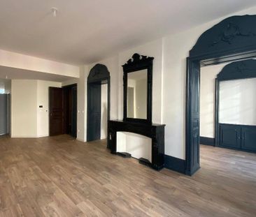 Location appartement bourgeois 4 pièces 132.96 m² à Romans-sur-Isèr... - Photo 5