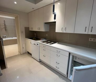 Spacieux Loft avec mezzanine et bureau à 1000 Bruxelles  Loyer: 1 ... - Photo 2