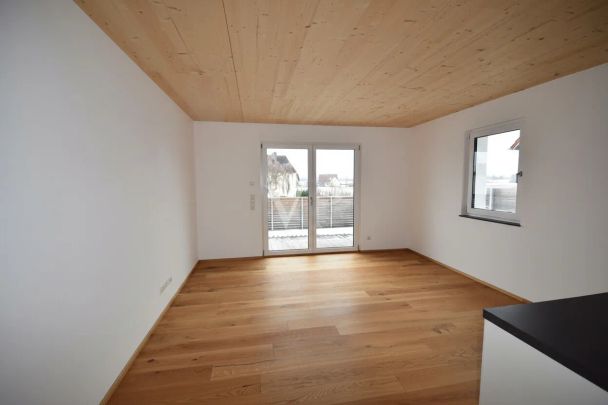 Neuwertige 2 Zimmerwohnung mit großem Balkon - Photo 1