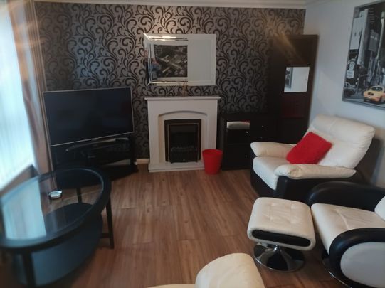 2 Bed Flat, Columba Street, G51 - Photo 1