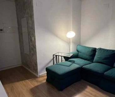 Apartamento de alquiler en Doctor Cerrada - Photo 3