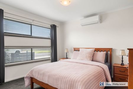 Modern Home in quiet location - Photo 2