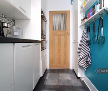 1 bedroom flat to rent - Photo 6
