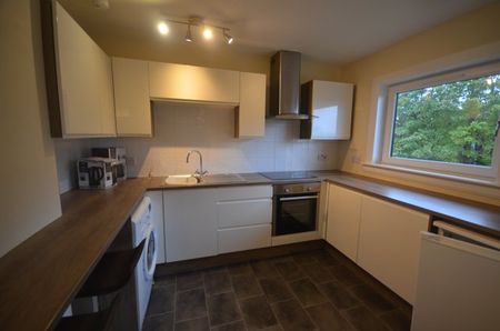 43 Fairview Drive, AB22 8ZL, Aberdeen - Photo 5