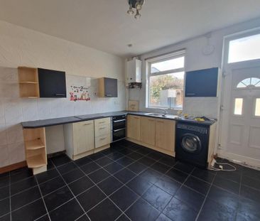 2 bedroom terraced house to rent - Photo 3