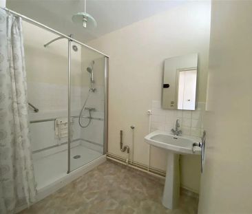 Location appartement 2 pièces - 58.56m² à Thouars (79100) - Photo 5