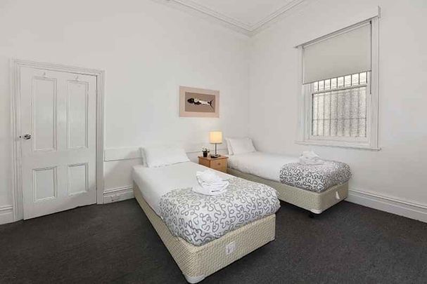 Room 1 (Non Ensuite) - Photo 1