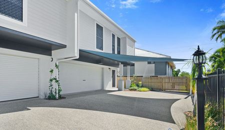 2/18 Margaret, Mackay - Photo 2