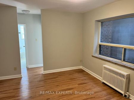 For Lease - 3261A Lake Shore Boulevard Unit# 102, Toronto, Ontario - Photo 3