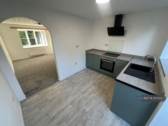 2 bedroom semi-detached house to rent - Photo 1