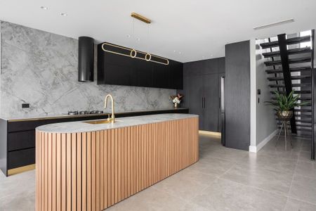 Elegant & Luxurious! - Photo 2